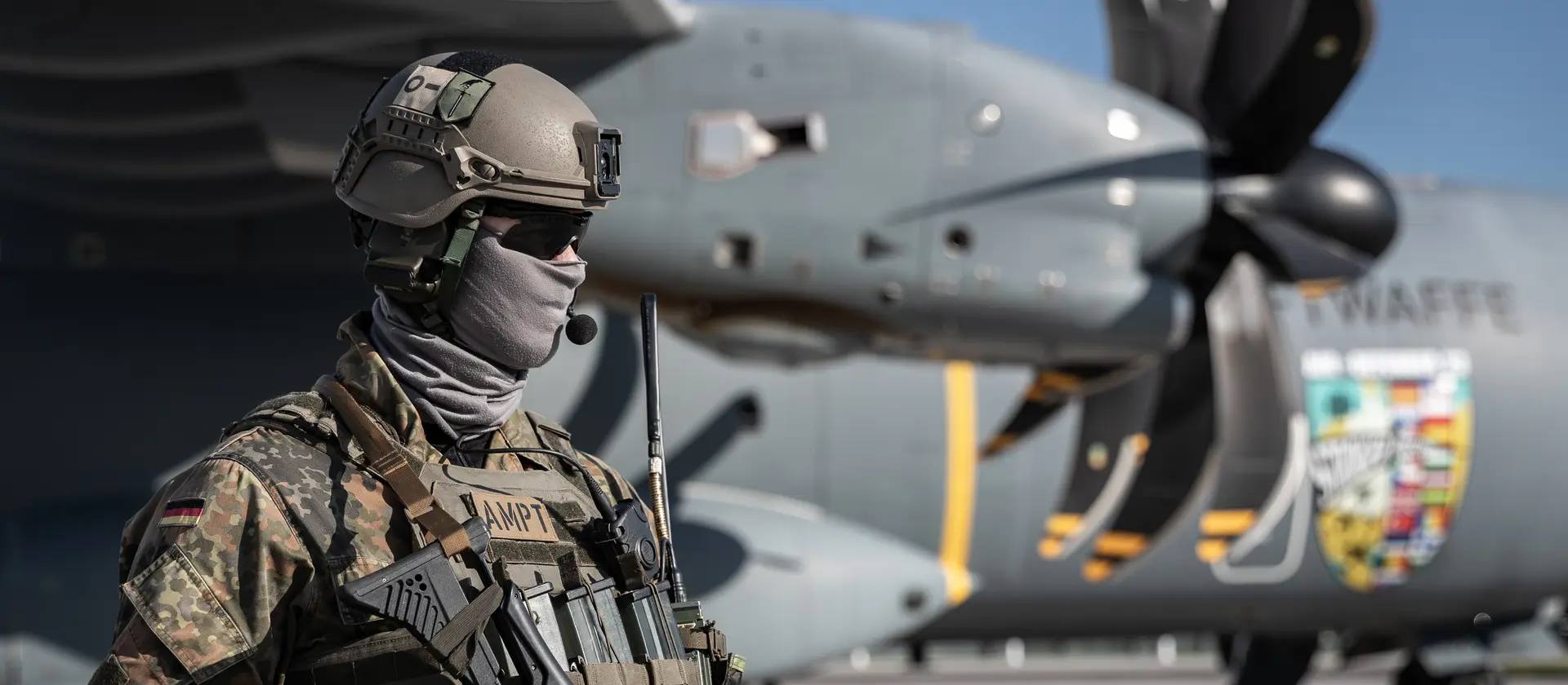 Objektschützer sichert A400M