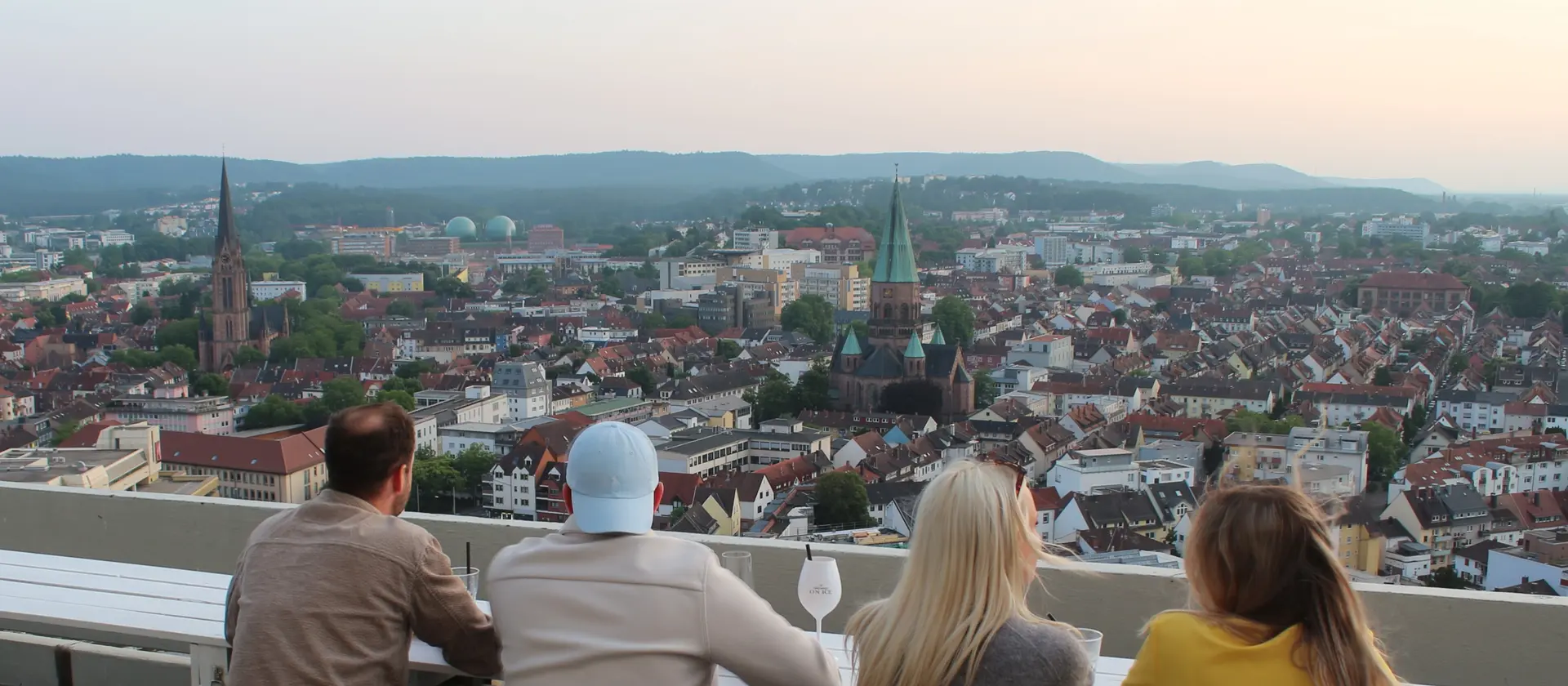 Eine Aussicht über die Dächer von Kaiserslautern