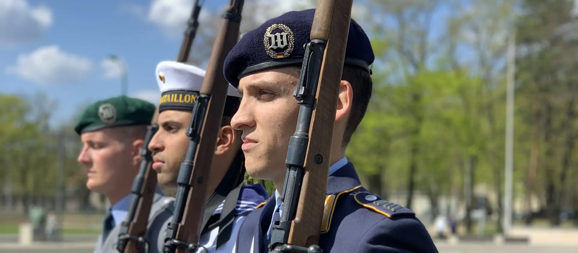 Soldaten des Wachbataillons angetreten