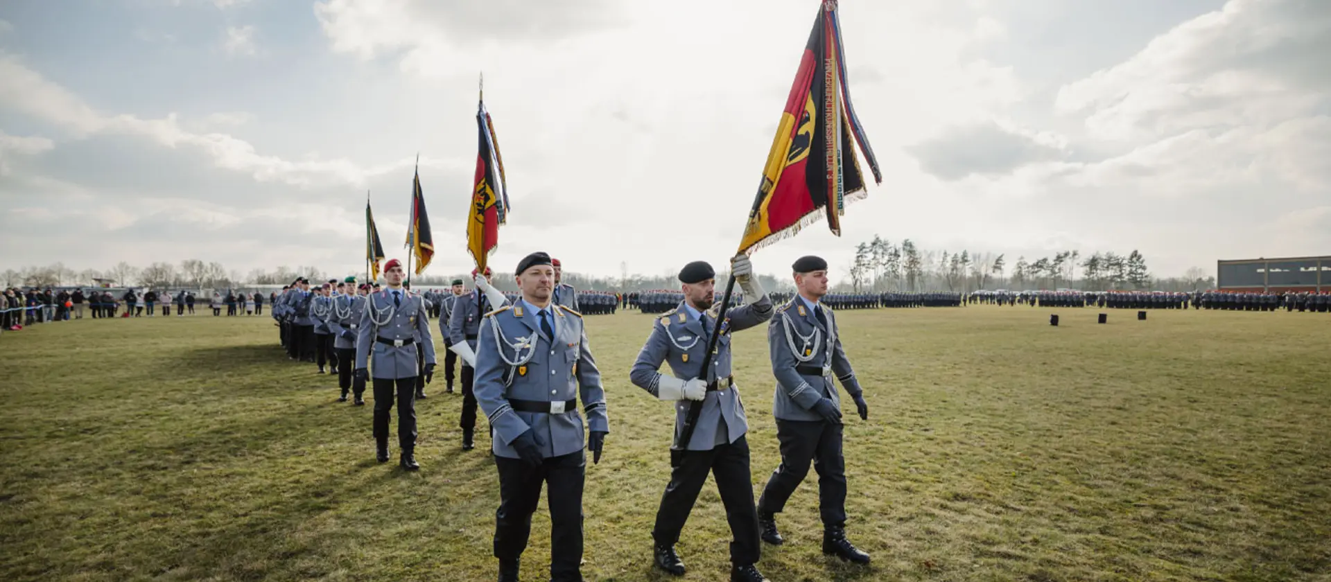 Soldaten der Bundeswehr bei einem Gelöbnis